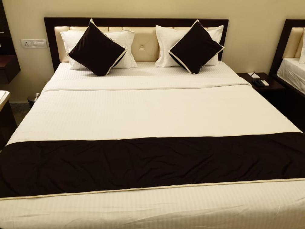 Al Noor Palace Business Class Hotel 3*
